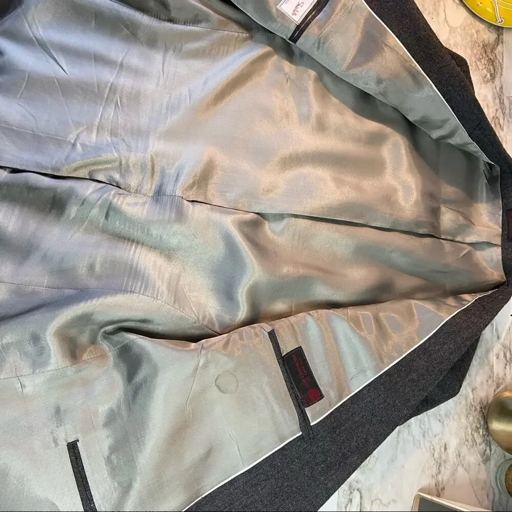 Vintage Charcoal Alexander Shields Park Ave, NY Suit  44R